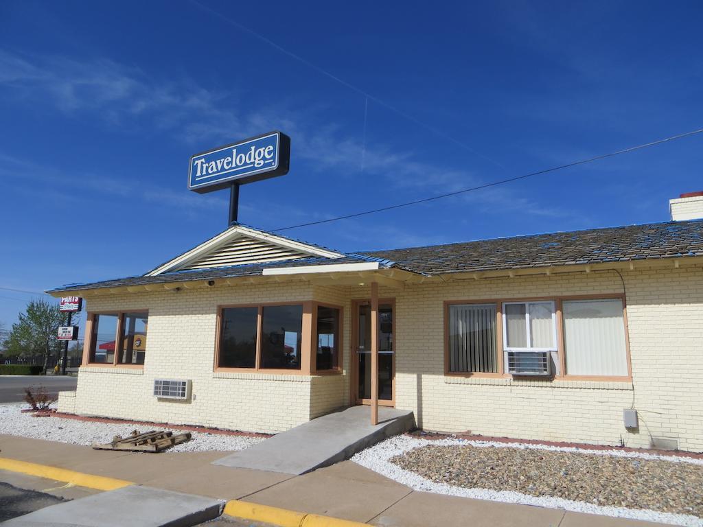 Travelodge By Wyndham Dodge City Kültér fotó