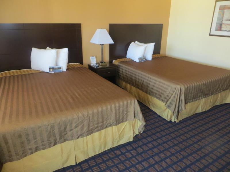 Travelodge By Wyndham Dodge City Kültér fotó
