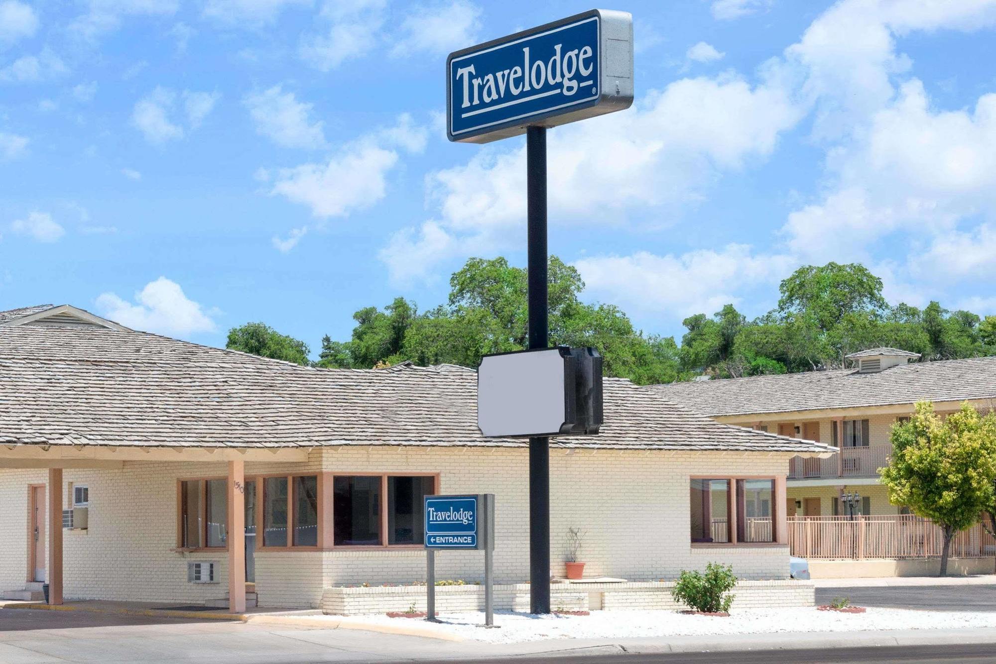 Travelodge By Wyndham Dodge City Kültér fotó